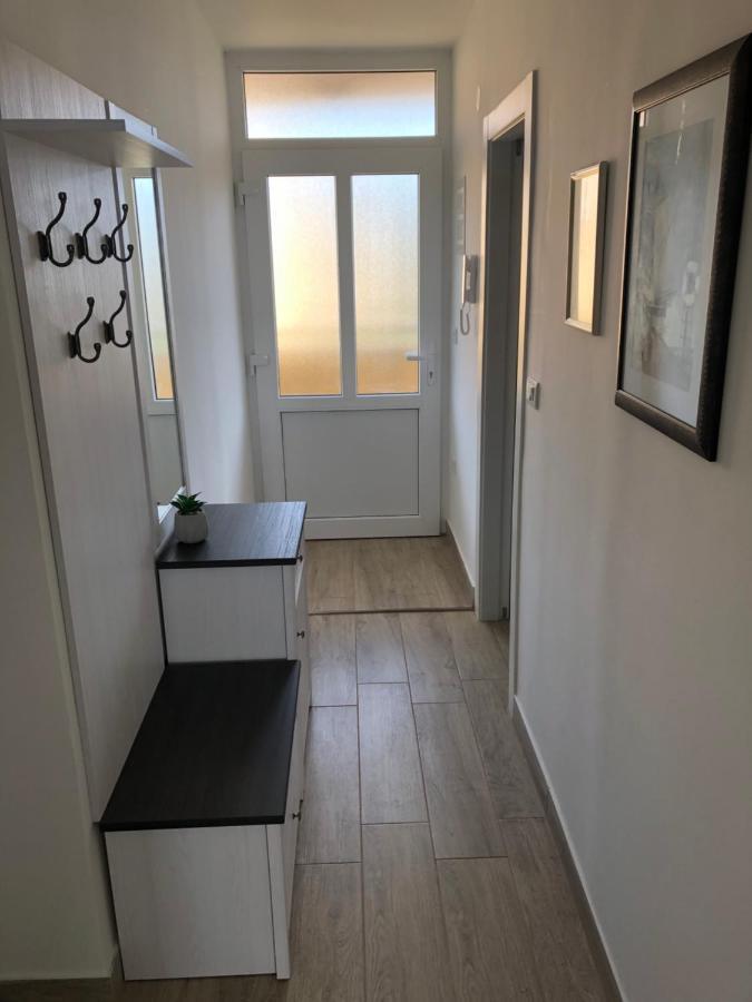 Pula Center Seaview Apartment Eksteriør billede